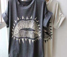 Lips Pattern Roll Sleeve T-shirt